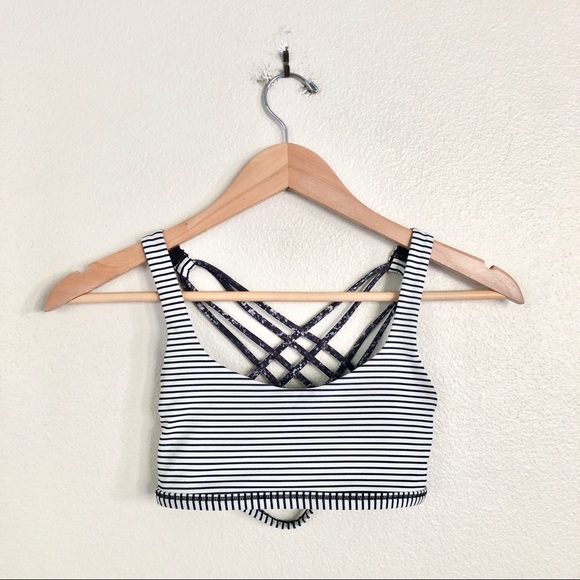 ✨RARE✨ LULULEMON Free To Be Wild Strappy Sports Bra in Hyper Stripe Black Ghost - Picture 8 of 12
